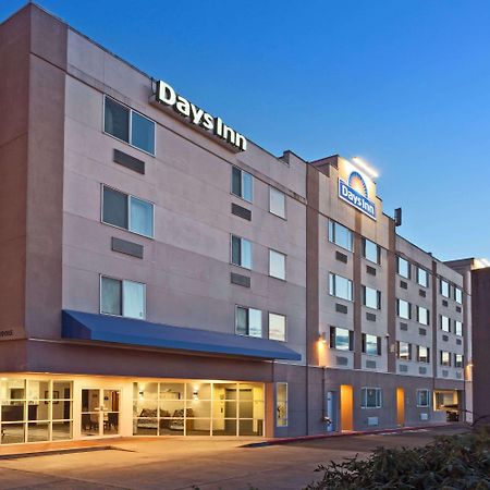 Days Inn By Wyndham Seatac Airport Zewnętrze zdjęcie