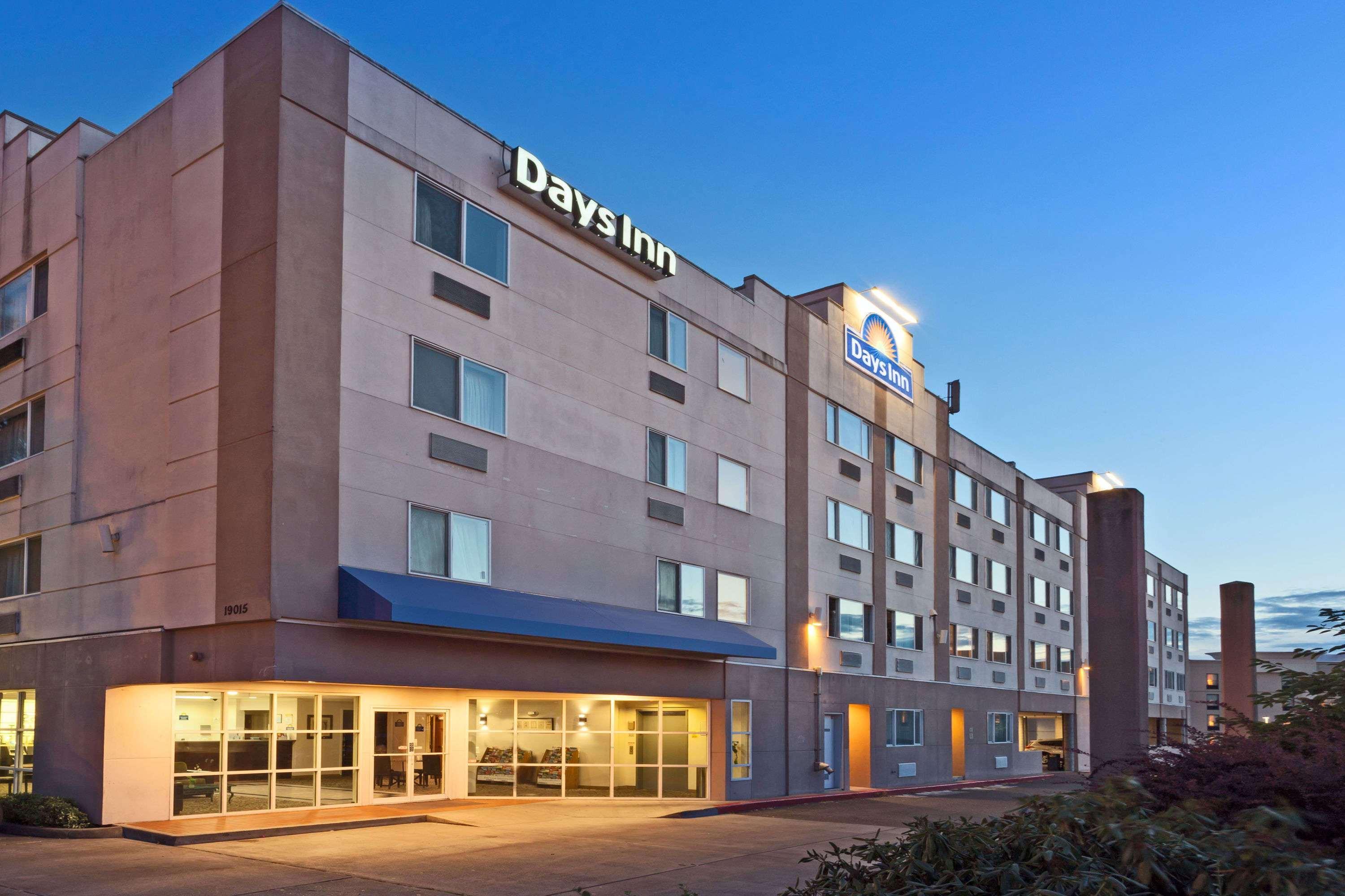 Days Inn By Wyndham Seatac Airport Zewnętrze zdjęcie
