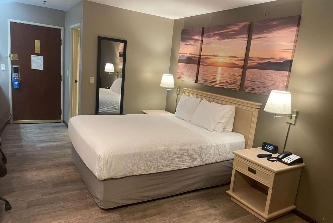 Days Inn By Wyndham Seatac Airport Zewnętrze zdjęcie