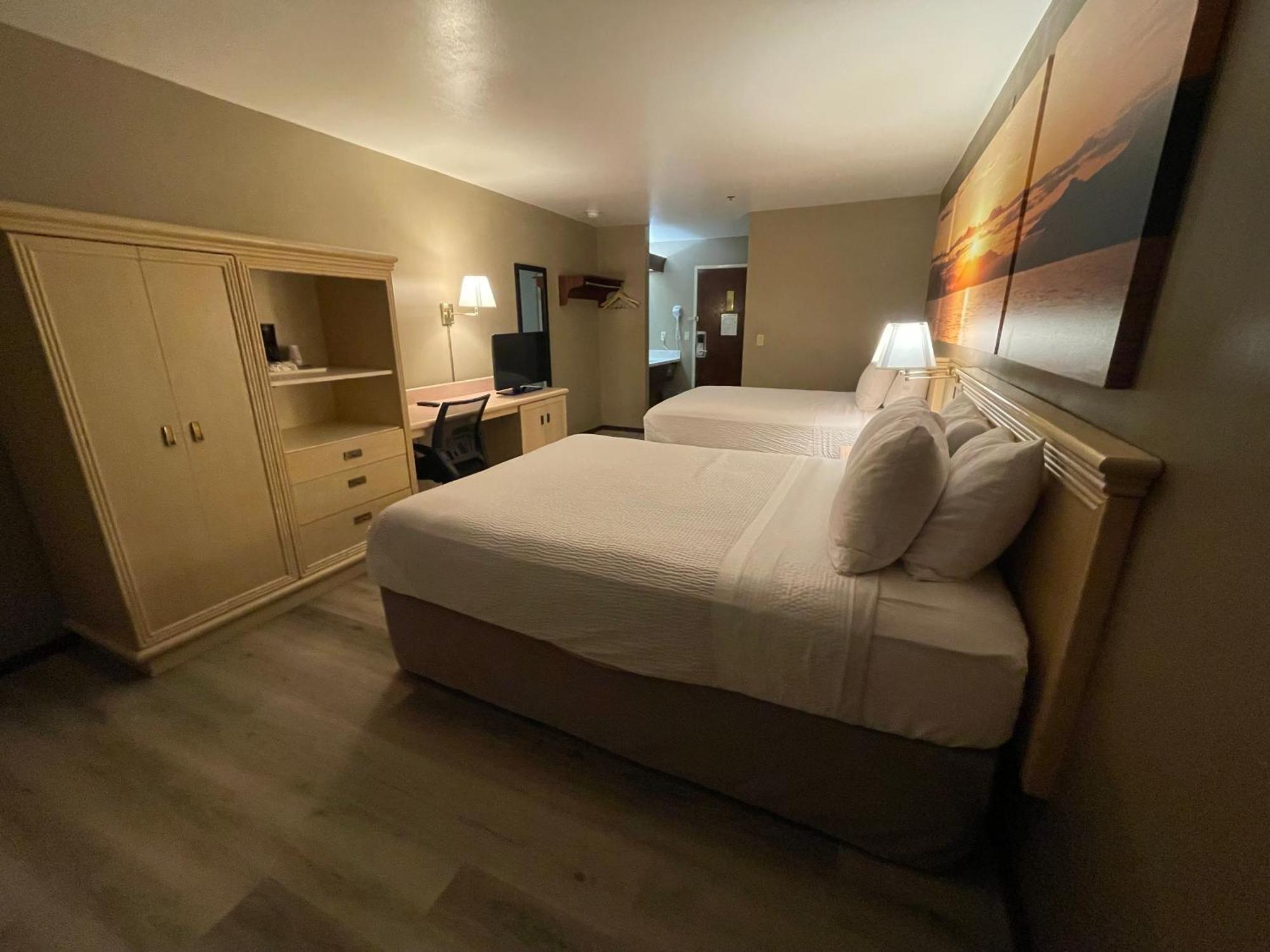 Days Inn By Wyndham Seatac Airport Zewnętrze zdjęcie